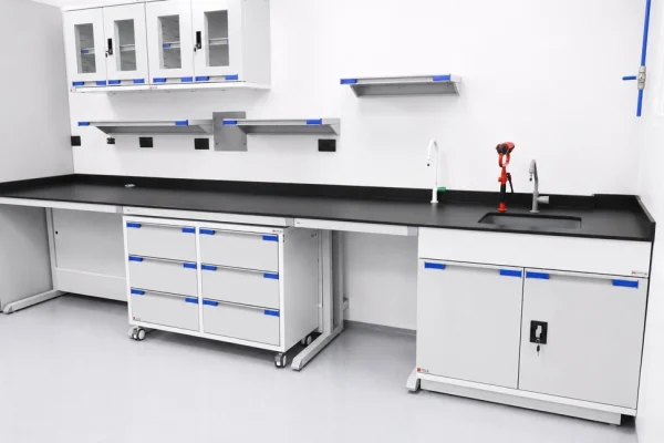 Laboratory Benches​